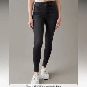 American eagle high rise black skinny jeans size 0 short in excellent condition​